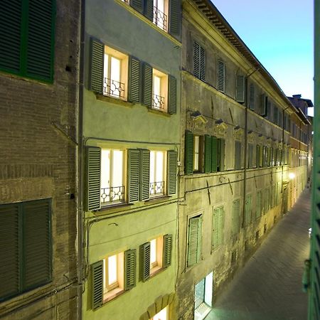 Residenza D'Epoca Campo Regio Relais Bed & Breakfast Siena Luaran gambar