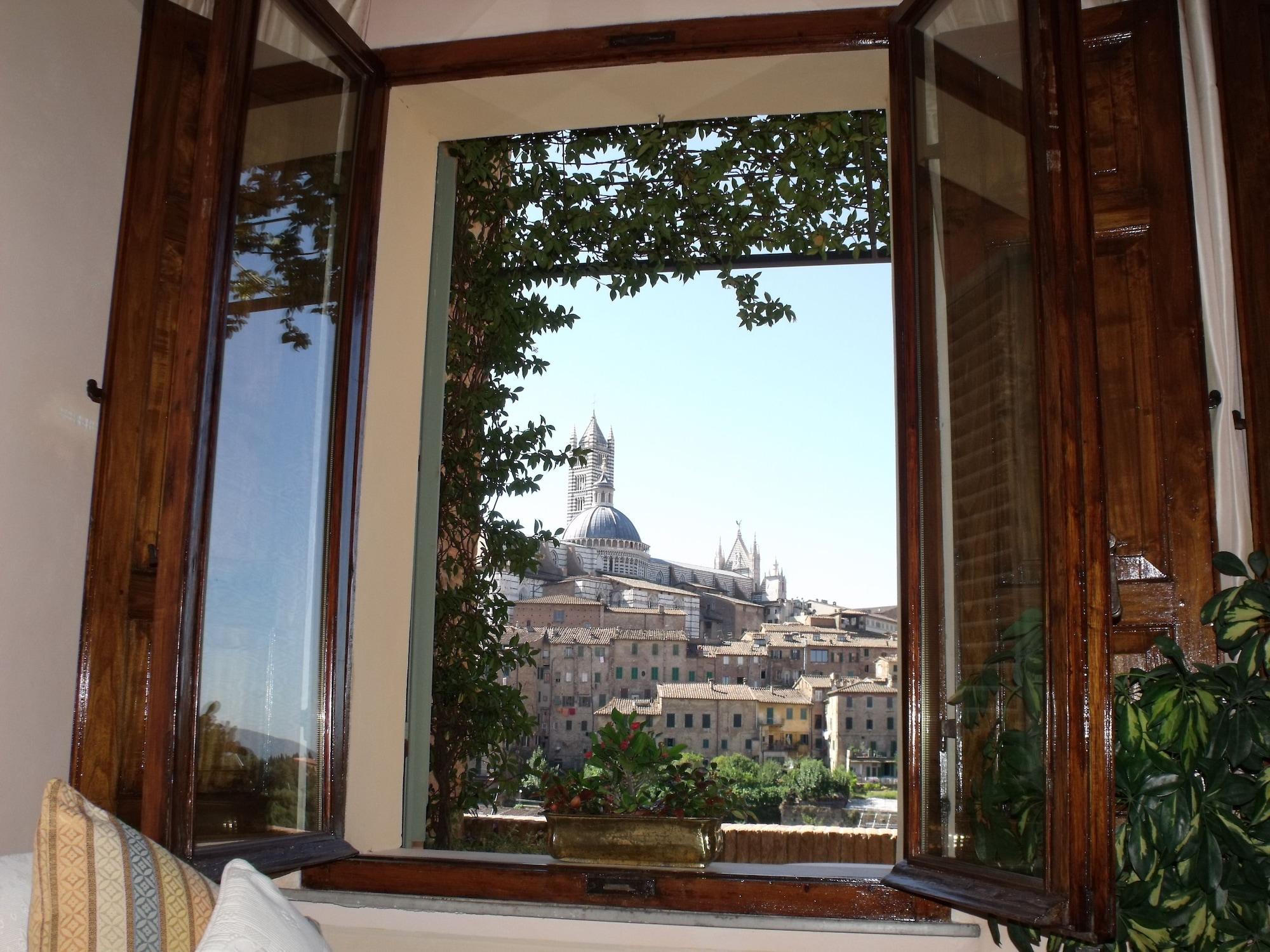 Residenza D'Epoca Campo Regio Relais Bed & Breakfast Siena Luaran gambar