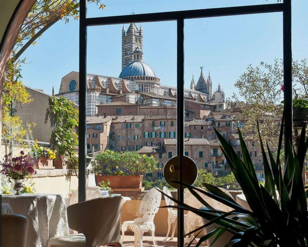 Residenza D'Epoca Campo Regio Relais Bed & Breakfast Siena Luaran gambar