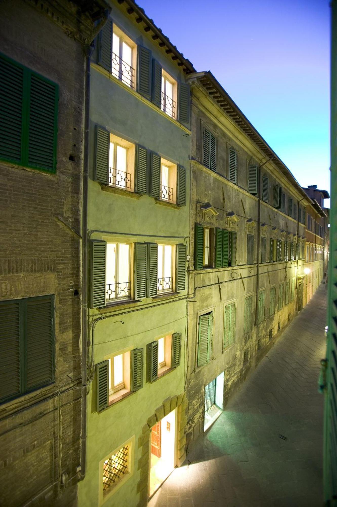 Residenza D'Epoca Campo Regio Relais Bed & Breakfast Siena Luaran gambar