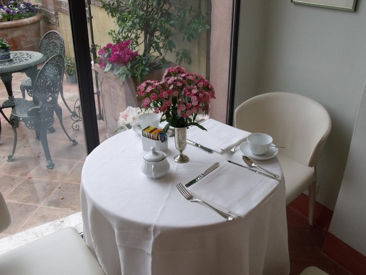 Residenza D'Epoca Campo Regio Relais Bed & Breakfast Siena Luaran gambar